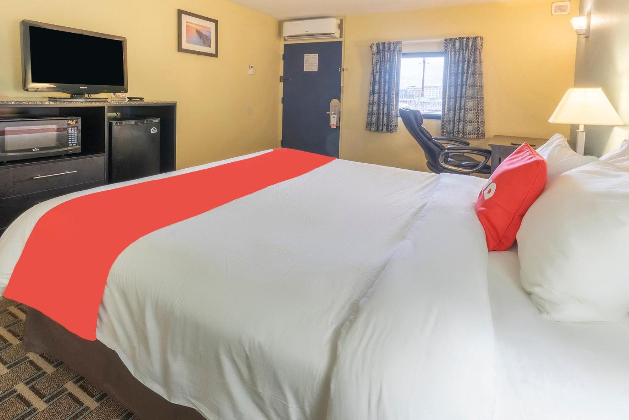 Oyo Hotel Knoxville Tn Cedar Bluff I-40 Exteriér fotografie