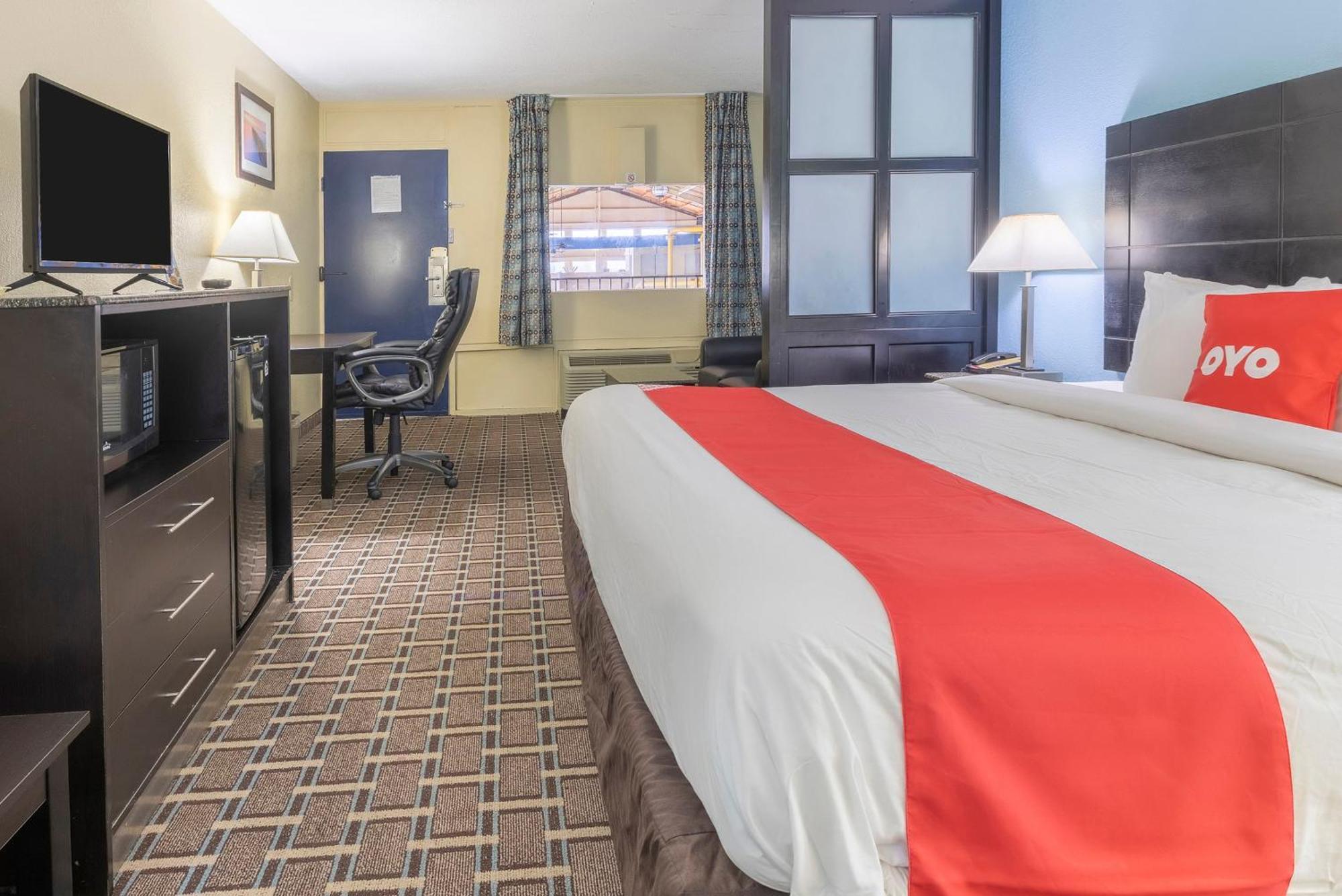 Oyo Hotel Knoxville Tn Cedar Bluff I-40 Exteriér fotografie